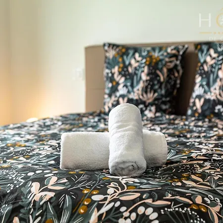 Maison Neuve - La Mariniere - Classee 4 Etoiles - Emplacement Ideal Nyaraló