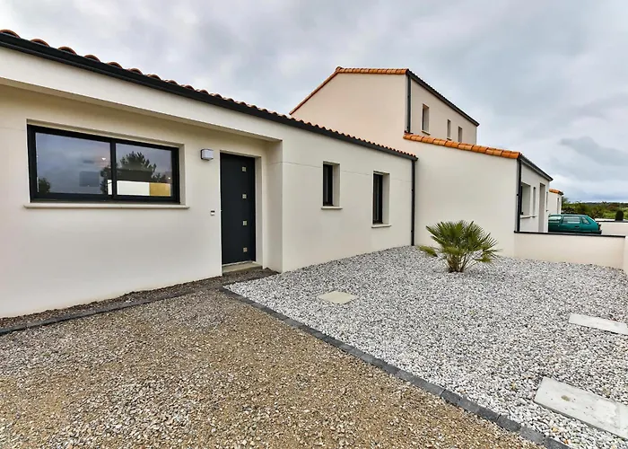 Maison Neuve - La Mariniere - Classee 4 Etoiles - Emplacement Ideal